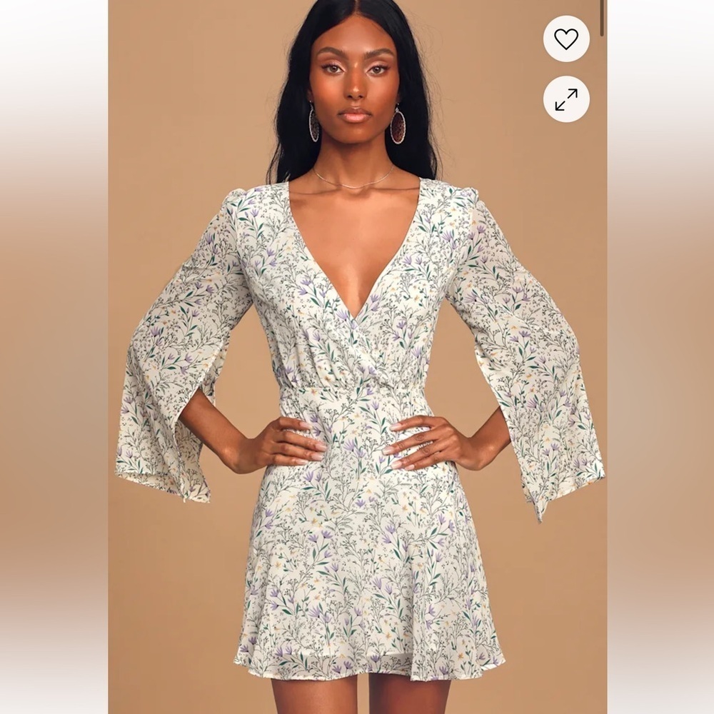 BNWT Lulus Abloom With You White Floral Print Long Sleeve Mini Dress